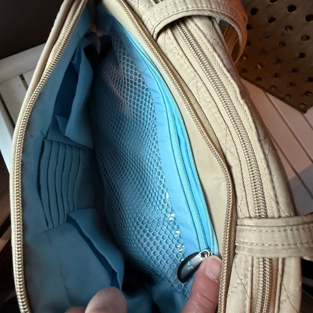 Vintage Quilted travelon shoulder bag - Picture 7 of 12